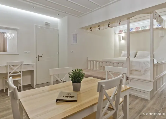 Aparthotel Posidonia Luxury 3*