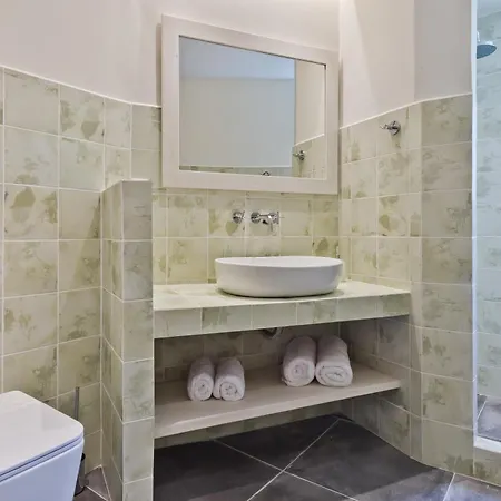 Posidonia Luxury Aparthotel